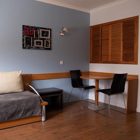 Confortable Apartment Near Porte De Versailles Issy-les-Moulineaux Eksteriør bilde